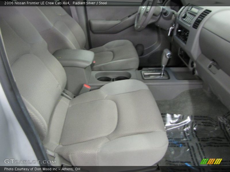 Radiant Silver / Steel 2006 Nissan Frontier LE Crew Cab 4x4