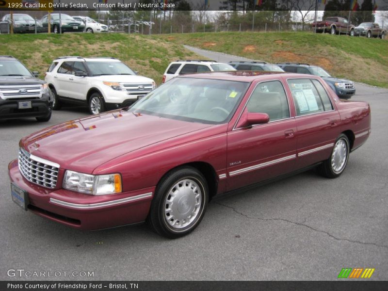 Front 3/4 View of 1999 DeVille Sedan
