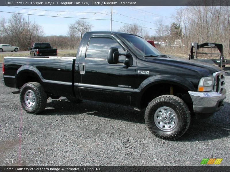 Black / Medium Parchment 2002 Ford F250 Super Duty XLT Regular Cab 4x4