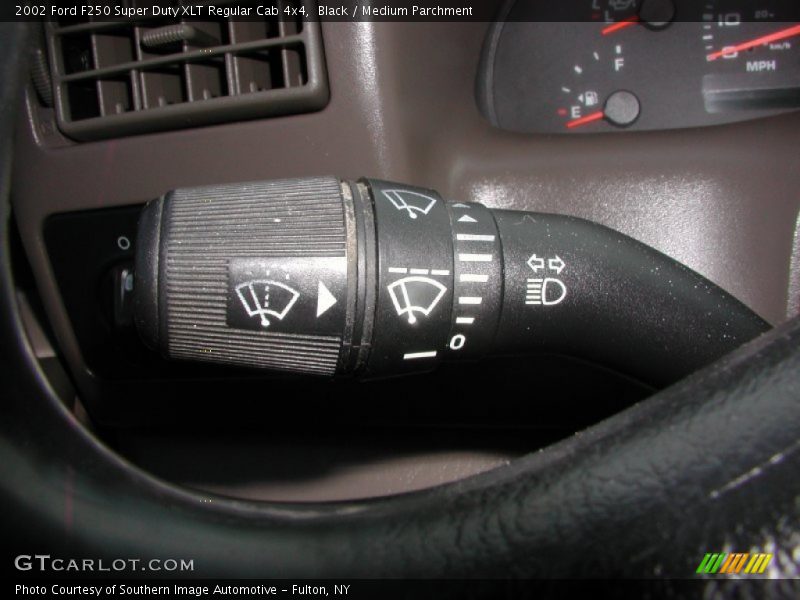 Black / Medium Parchment 2002 Ford F250 Super Duty XLT Regular Cab 4x4