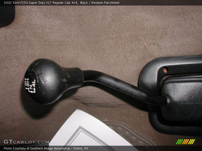 Black / Medium Parchment 2002 Ford F250 Super Duty XLT Regular Cab 4x4