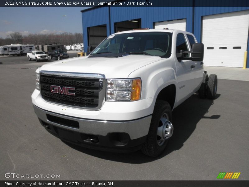 Front 3/4 View of 2012 Sierra 3500HD Crew Cab 4x4 Chassis