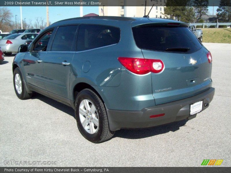 Silver Moss Metallic / Ebony 2009 Chevrolet Traverse LT