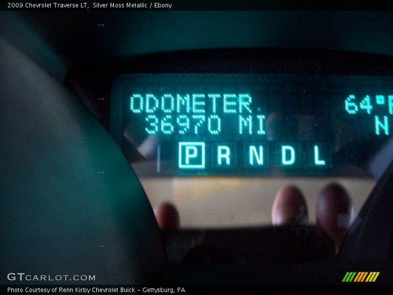 Silver Moss Metallic / Ebony 2009 Chevrolet Traverse LT