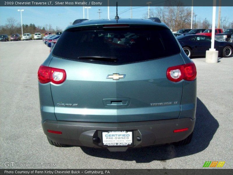 Silver Moss Metallic / Ebony 2009 Chevrolet Traverse LT