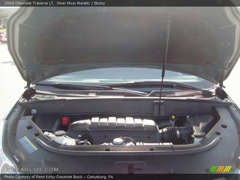 Silver Moss Metallic / Ebony 2009 Chevrolet Traverse LT