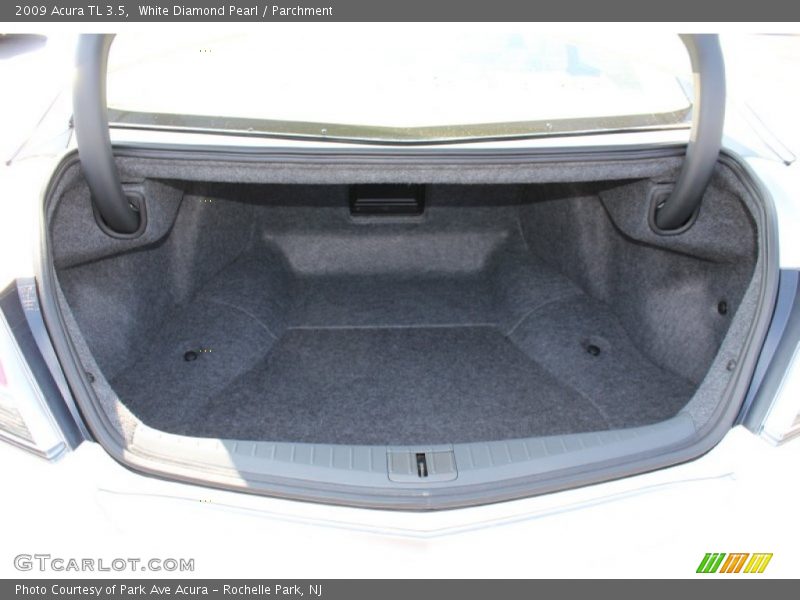 White Diamond Pearl / Parchment 2009 Acura TL 3.5