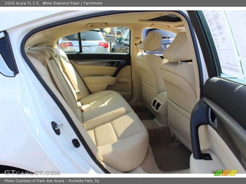 White Diamond Pearl / Parchment 2009 Acura TL 3.5