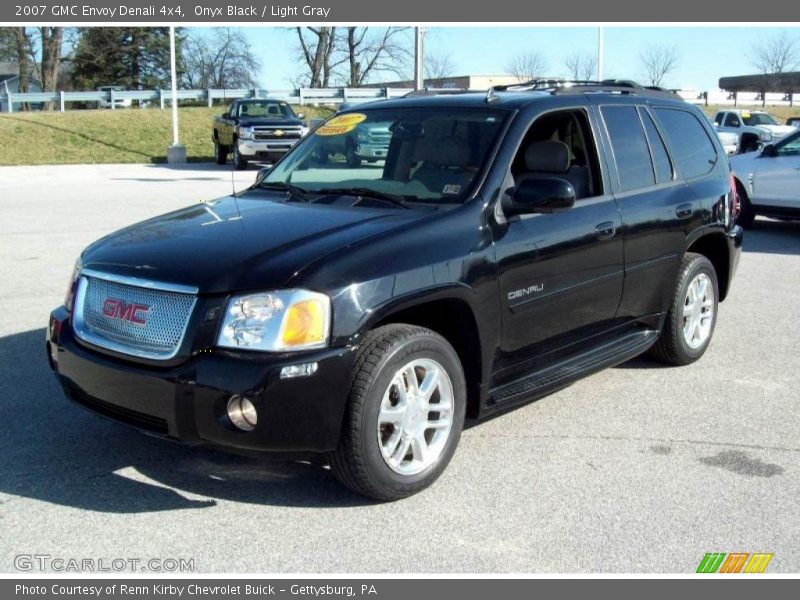 Onyx Black / Light Gray 2007 GMC Envoy Denali 4x4