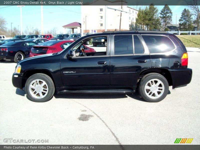 Onyx Black / Light Gray 2007 GMC Envoy Denali 4x4