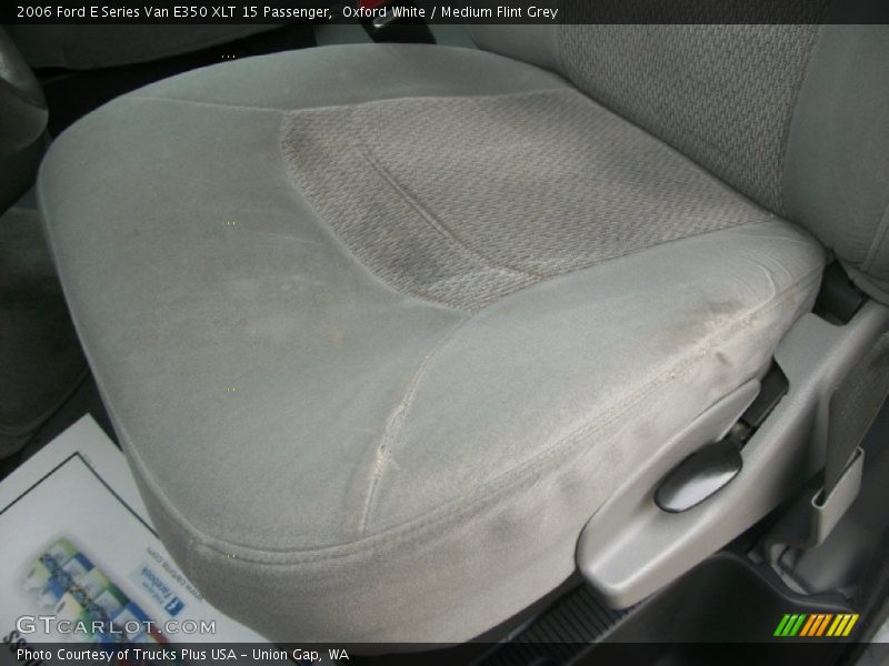Oxford White / Medium Flint Grey 2006 Ford E Series Van E350 XLT 15 Passenger