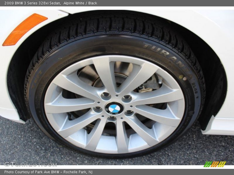 Alpine White / Black 2009 BMW 3 Series 328xi Sedan