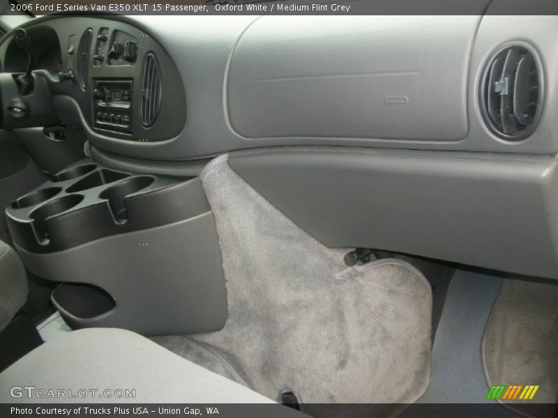 Oxford White / Medium Flint Grey 2006 Ford E Series Van E350 XLT 15 Passenger