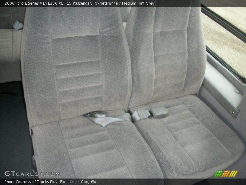 Oxford White / Medium Flint Grey 2006 Ford E Series Van E350 XLT 15 Passenger