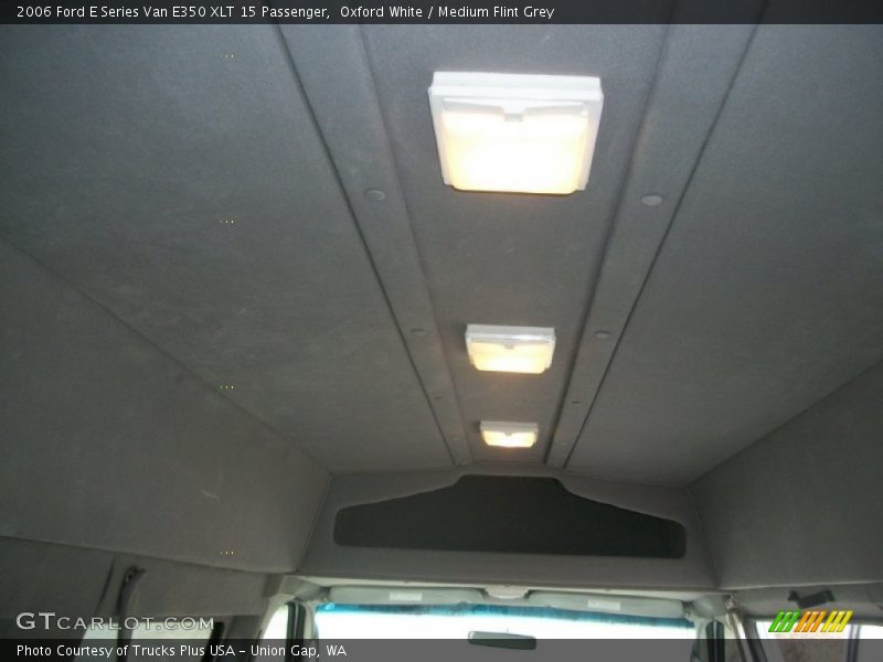 Oxford White / Medium Flint Grey 2006 Ford E Series Van E350 XLT 15 Passenger