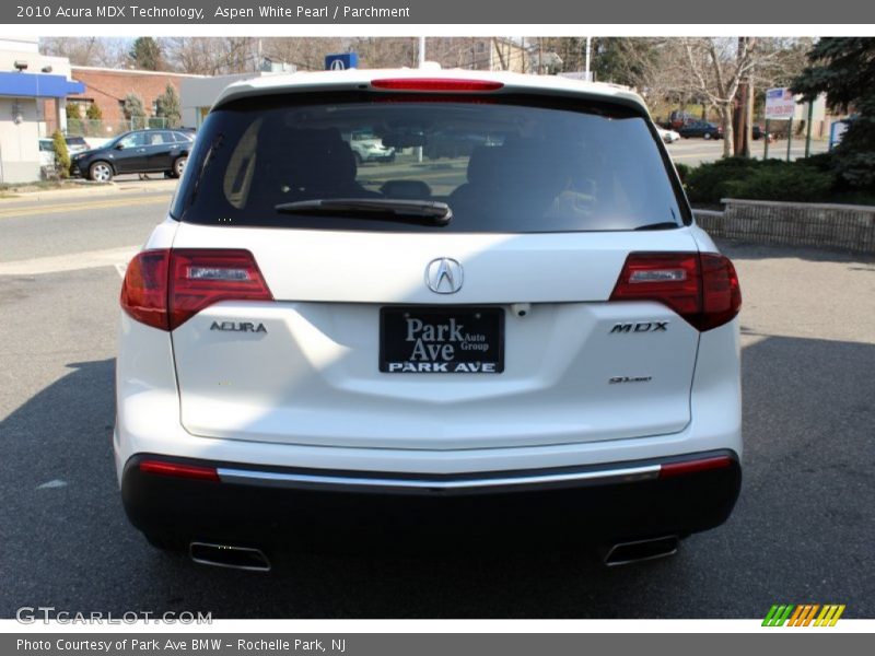 Aspen White Pearl / Parchment 2010 Acura MDX Technology