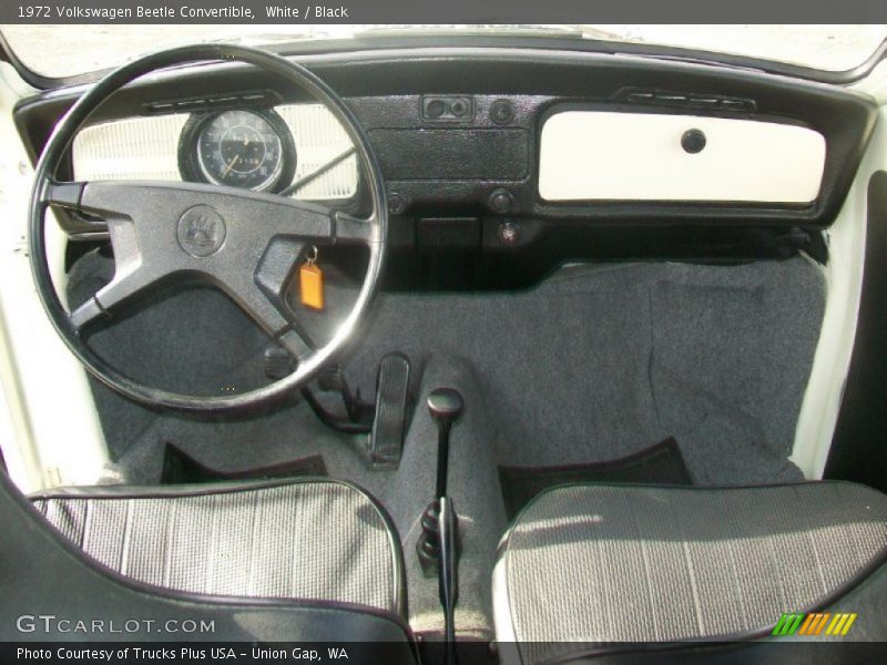 White / Black 1972 Volkswagen Beetle Convertible