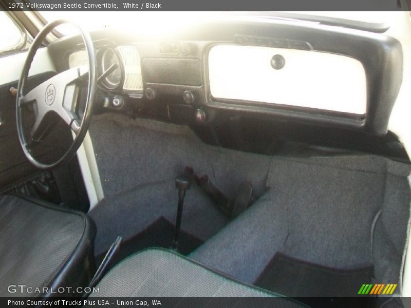 White / Black 1972 Volkswagen Beetle Convertible