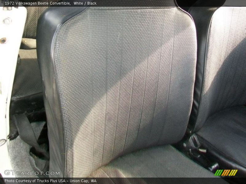 White / Black 1972 Volkswagen Beetle Convertible