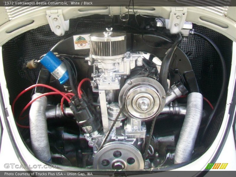 White / Black 1972 Volkswagen Beetle Convertible