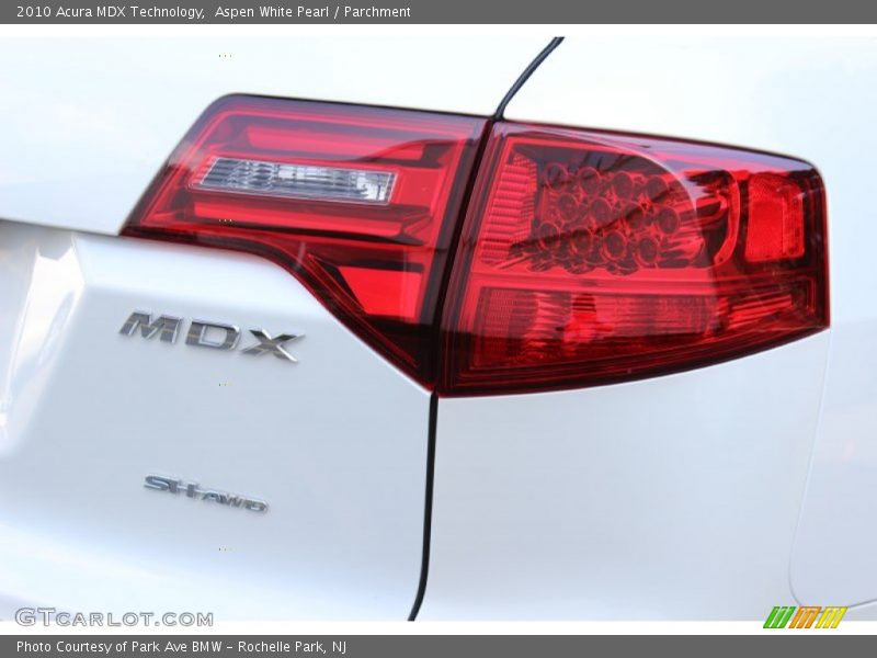 Aspen White Pearl / Parchment 2010 Acura MDX Technology