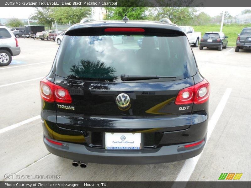 Deep Black Metallic / Charcoal 2009 Volkswagen Tiguan SEL