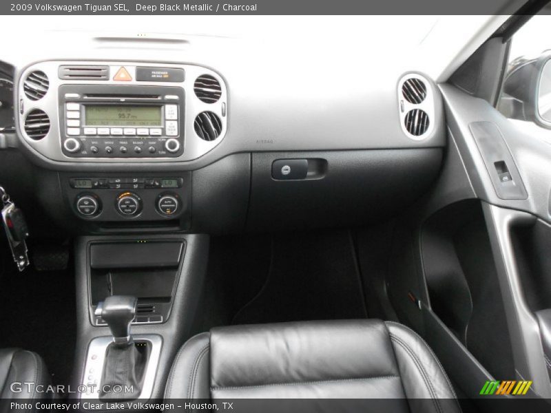 Deep Black Metallic / Charcoal 2009 Volkswagen Tiguan SEL