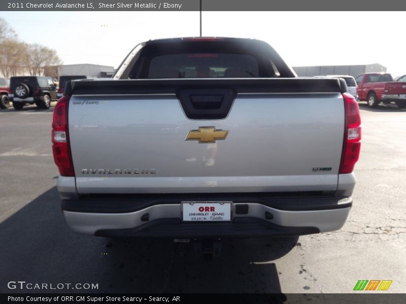 Sheer Silver Metallic / Ebony 2011 Chevrolet Avalanche LS