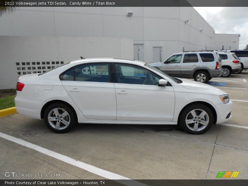 Candy White / Titan Black 2012 Volkswagen Jetta TDI Sedan