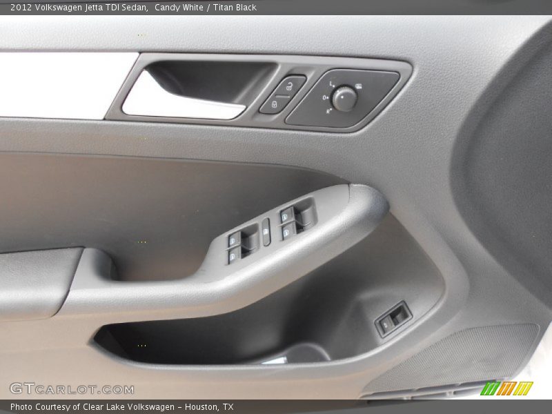 Candy White / Titan Black 2012 Volkswagen Jetta TDI Sedan