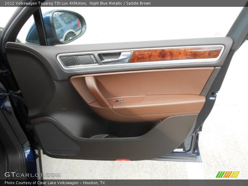 Door Panel of 2012 Touareg TDI Lux 4XMotion