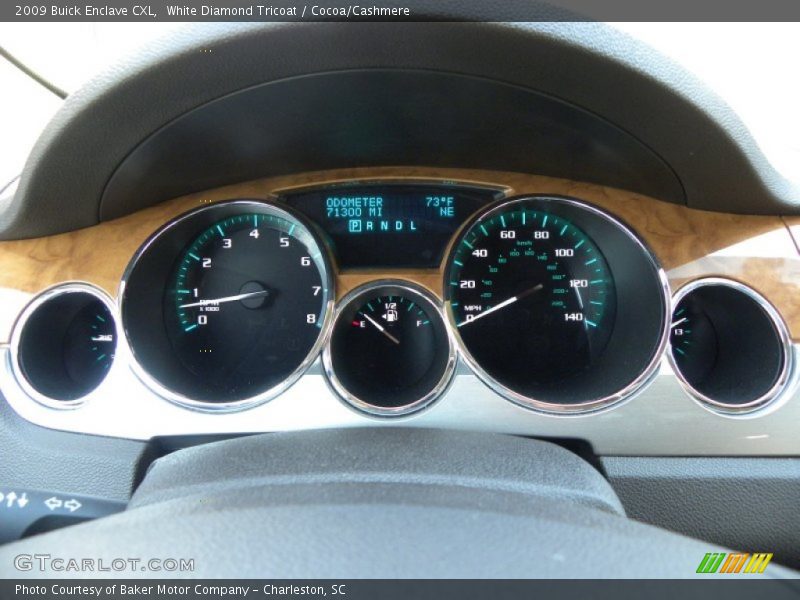 White Diamond Tricoat / Cocoa/Cashmere 2009 Buick Enclave CXL