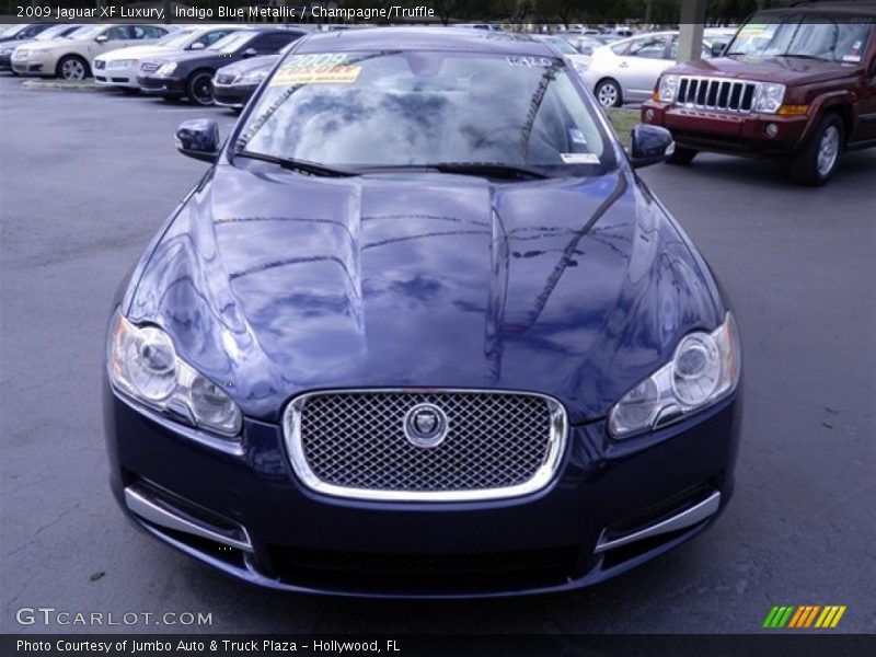 Indigo Blue Metallic / Champagne/Truffle 2009 Jaguar XF Luxury