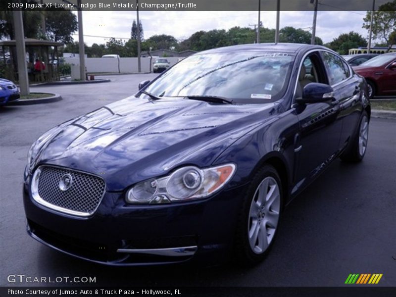 Indigo Blue Metallic / Champagne/Truffle 2009 Jaguar XF Luxury