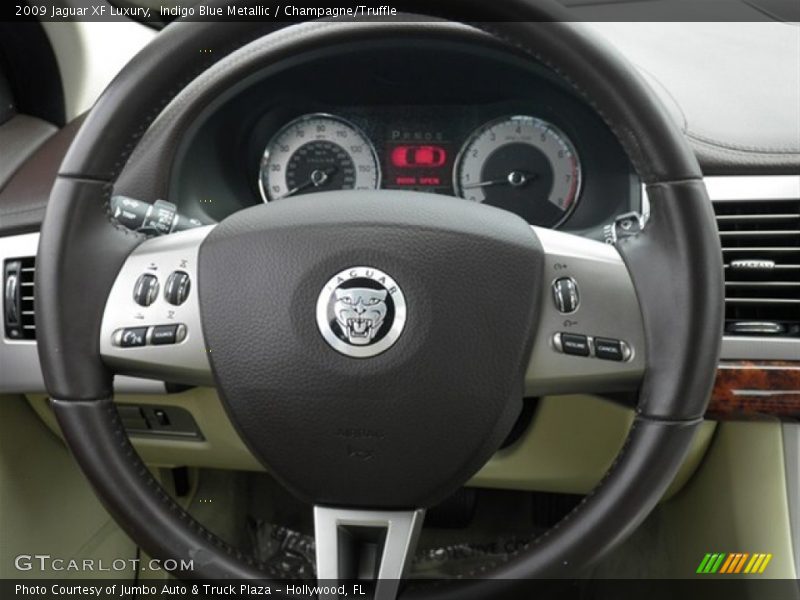 Indigo Blue Metallic / Champagne/Truffle 2009 Jaguar XF Luxury