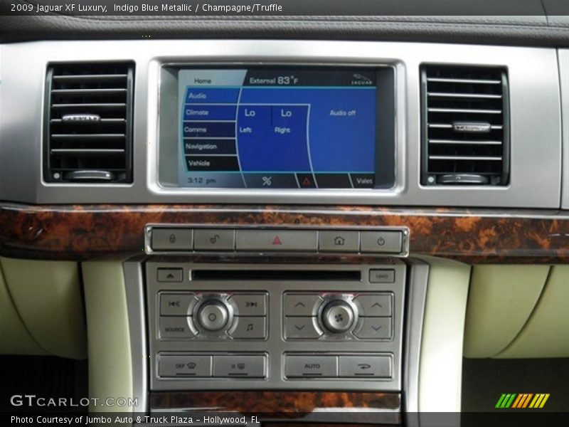 Indigo Blue Metallic / Champagne/Truffle 2009 Jaguar XF Luxury