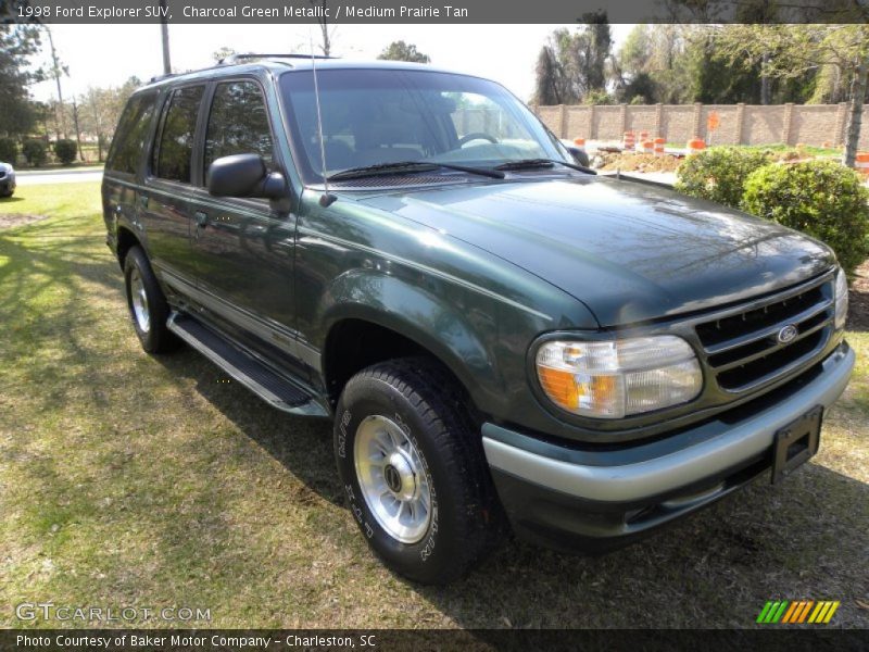 Front 3/4 View of 1998 Explorer SUV