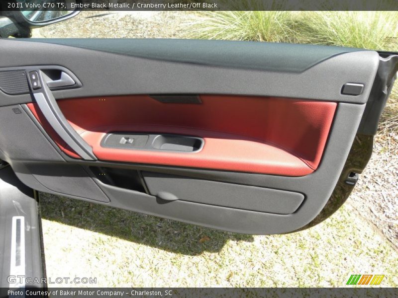 Ember Black Metallic / Cranberry Leather/Off Black 2011 Volvo C70 T5