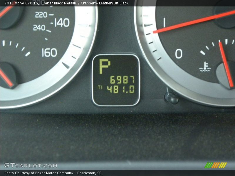 Ember Black Metallic / Cranberry Leather/Off Black 2011 Volvo C70 T5