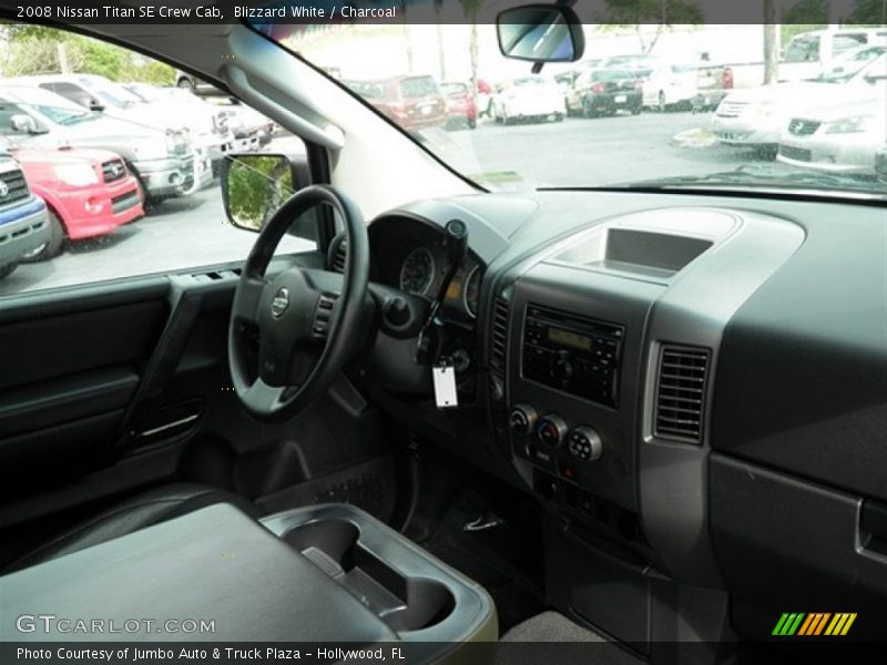 Blizzard White / Charcoal 2008 Nissan Titan SE Crew Cab