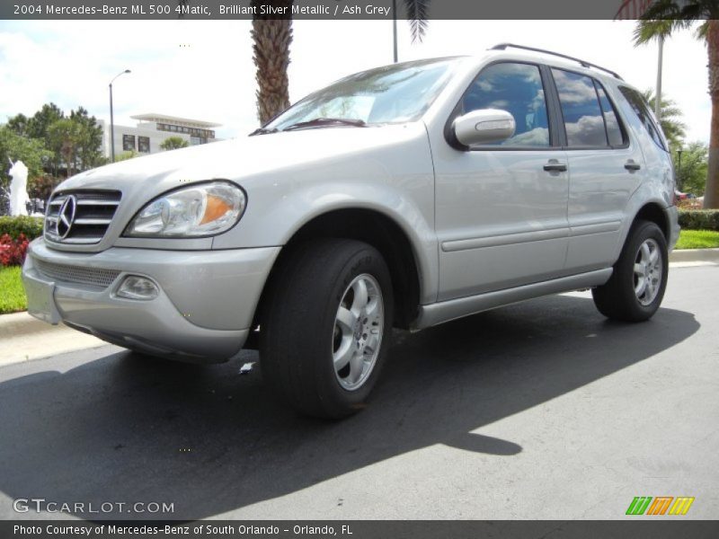 Front 3/4 View of 2004 ML 500 4Matic