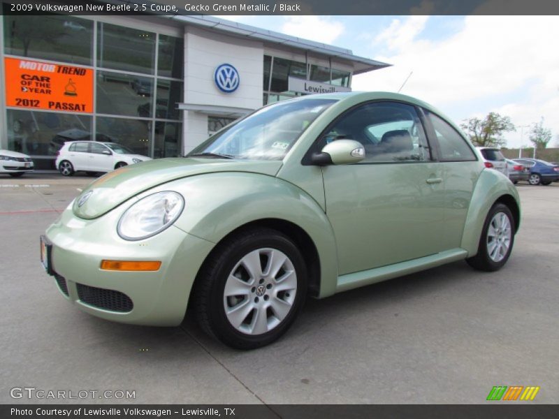 Gecko Green Metallic / Black 2009 Volkswagen New Beetle 2.5 Coupe