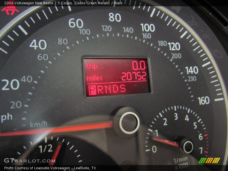 Gecko Green Metallic / Black 2009 Volkswagen New Beetle 2.5 Coupe