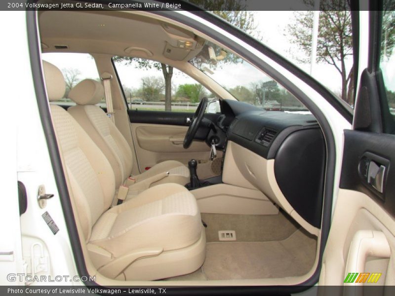 Campanella White / Beige 2004 Volkswagen Jetta GL Sedan