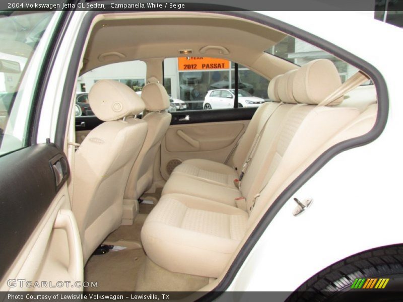 Campanella White / Beige 2004 Volkswagen Jetta GL Sedan