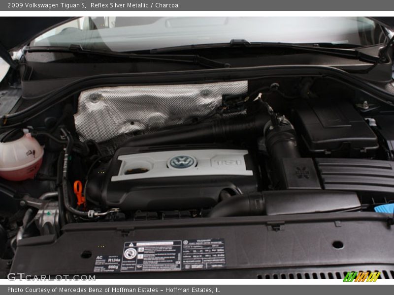 Reflex Silver Metallic / Charcoal 2009 Volkswagen Tiguan S