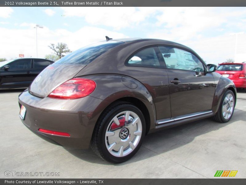  2012 Beetle 2.5L Toffee Brown Metallic