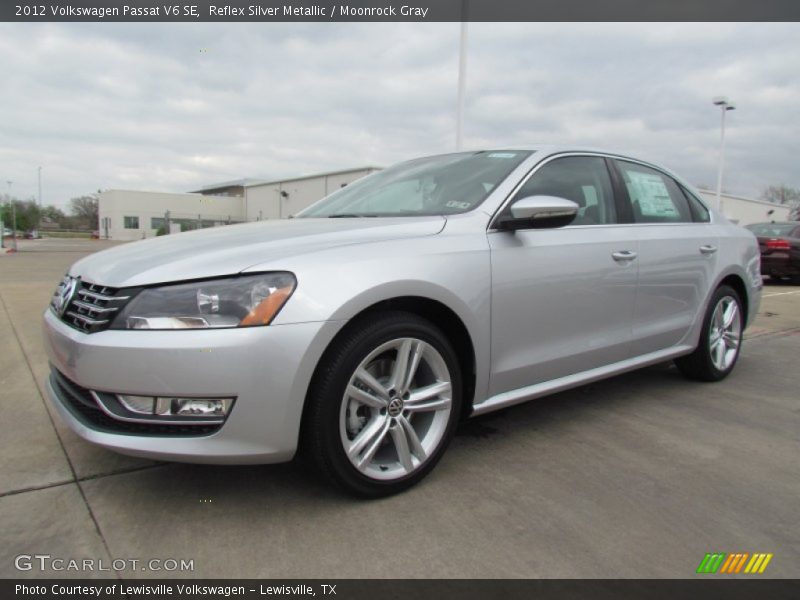 Reflex Silver Metallic / Moonrock Gray 2012 Volkswagen Passat V6 SE