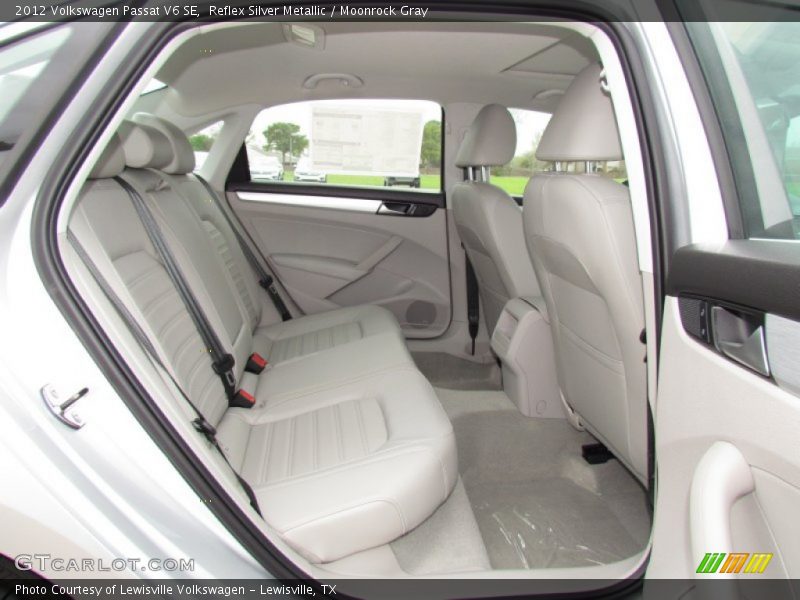 Reflex Silver Metallic / Moonrock Gray 2012 Volkswagen Passat V6 SE
