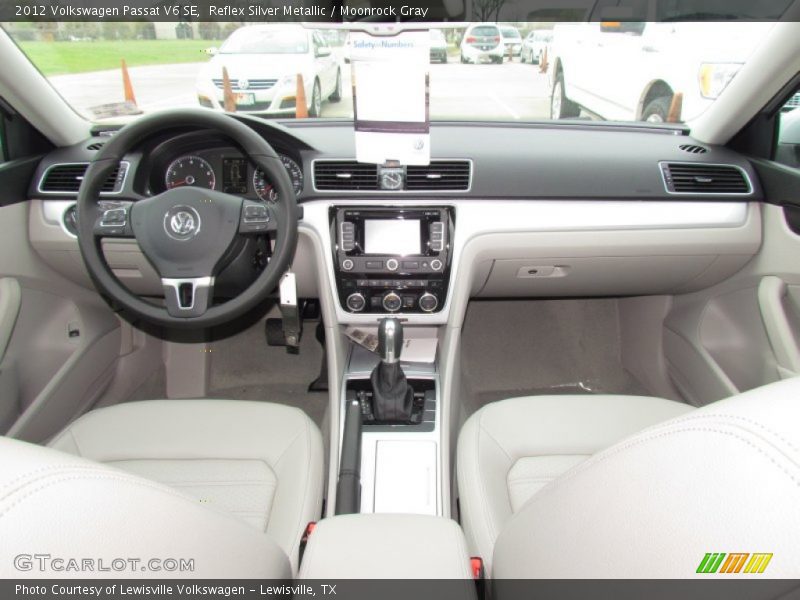 Reflex Silver Metallic / Moonrock Gray 2012 Volkswagen Passat V6 SE